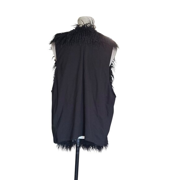 Cabi Black Faux Fur Vest Open Front XL Sleeveless Mob Wife Boho Chic - Picture 3 of 9